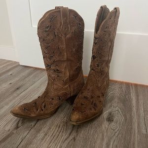 Women’s western boots